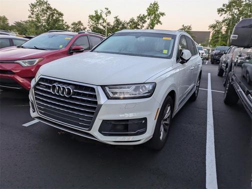 2017 Audi Q7 3.0T Premium Plus