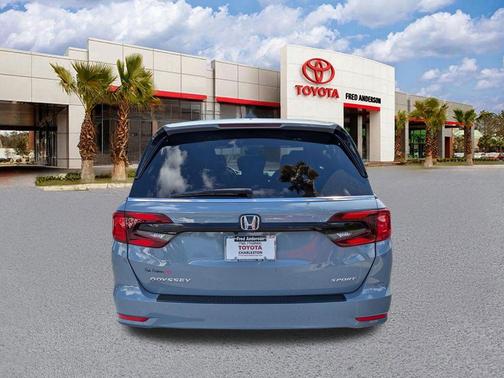 2024 Honda Odyssey Sport