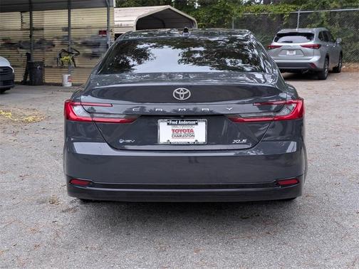 2025 Toyota Camry XLE