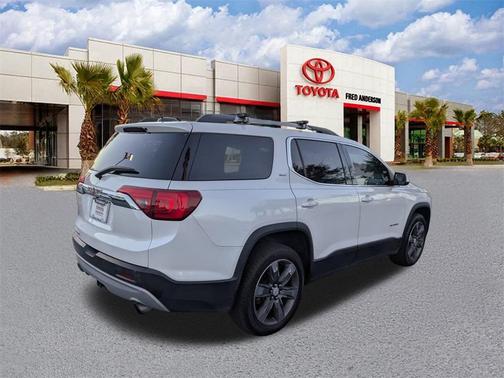 2017 GMC Acadia SLT-2