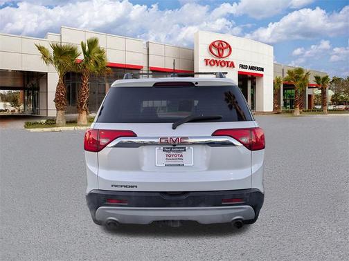 2017 GMC Acadia SLT-2