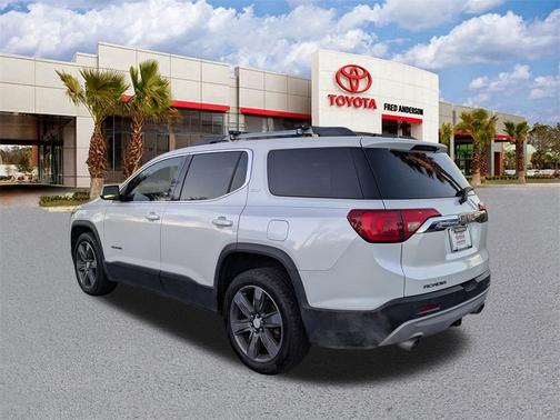 2017 GMC Acadia SLT-2