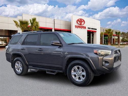 2022 Toyota 4Runner SR5 Premium