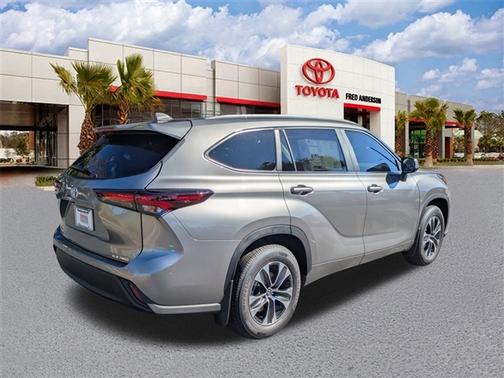 2026 Toyota Highlander XLE