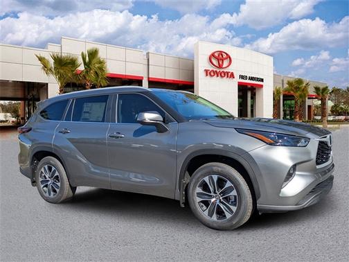 2026 Toyota Highlander XLE