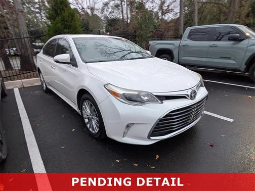 2018 Toyota Avalon Hybrid Limited