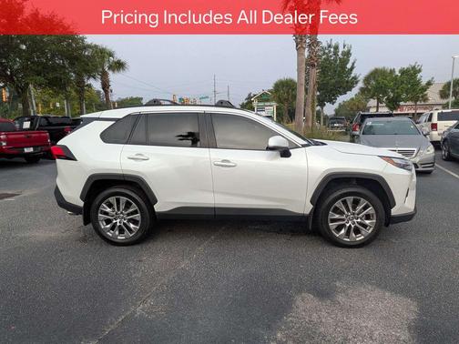 Wind Chill Pearl 2024 Toyota RAV4 XLE Premium