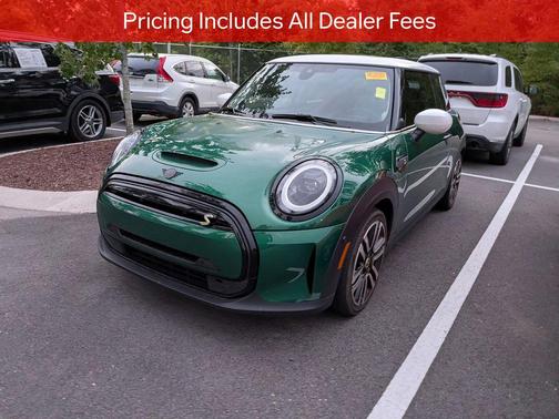 British Racing Green IV Metallic 2023 MINI Hardtop Cooper S