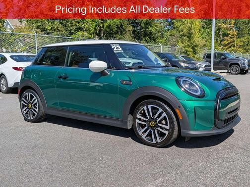 British Racing Green IV Metallic 2023 MINI Hardtop Cooper S