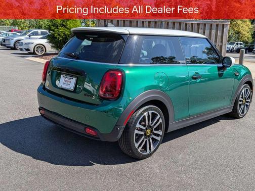 British Racing Green IV Metallic 2023 MINI Hardtop Cooper S