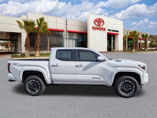 2026 Toyota Tacoma Hybrid TRD Sport