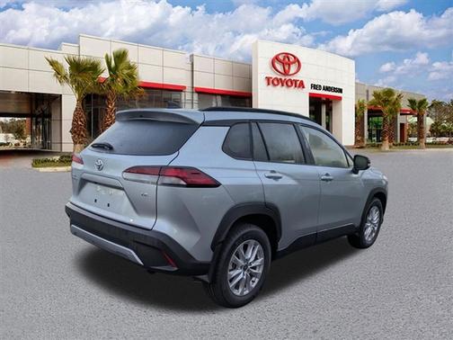 Sonic Silver 2026 Toyota Corolla Cross LE