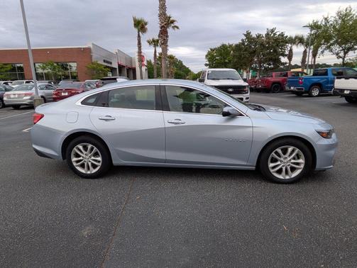 Arctic Blue Metallic 2018 Chevrolet Malibu LT