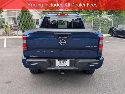 Deep Blue Pearl 2023 Nissan Frontier SV