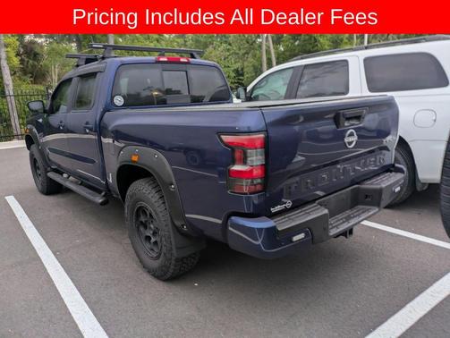 Deep Blue Pearl 2023 Nissan Frontier SV