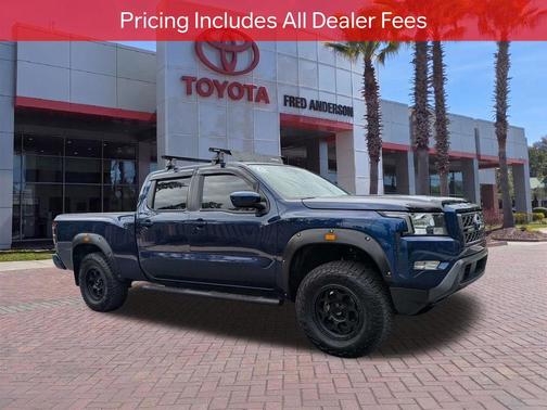Deep Blue Pearl 2023 Nissan Frontier SV