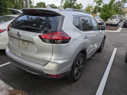 2020 Nissan Rogue SL