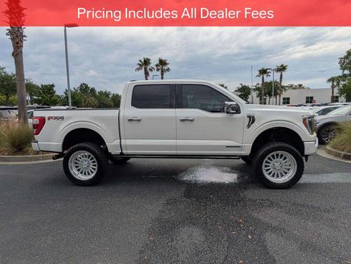 STAR WHITE METALLIC TRICOAT 2023 Ford F-150 Platinum