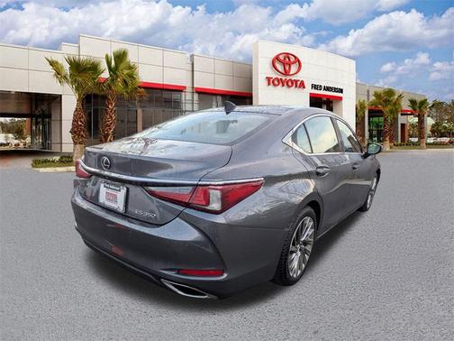 2021 Lexus ES 350 Ultra Luxury