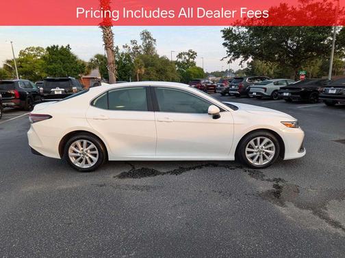 Ice Cap 2023 Toyota Camry LE