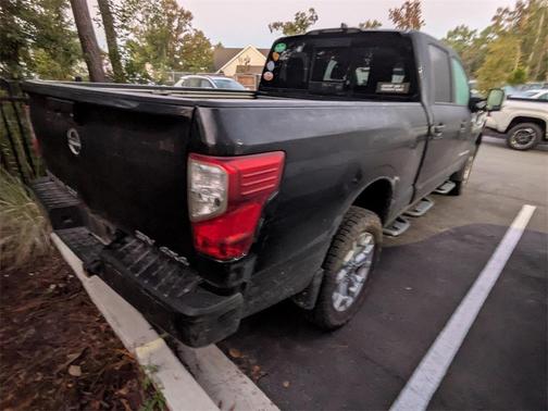 2023 Nissan Titan XD SV