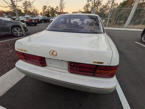 1994 Lexus LS 400 Base