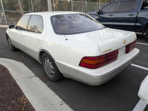 1994 Lexus LS 400 Base