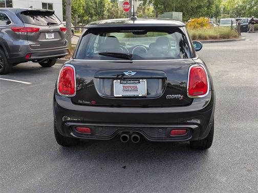 2016 MINI Hardtop Cooper S