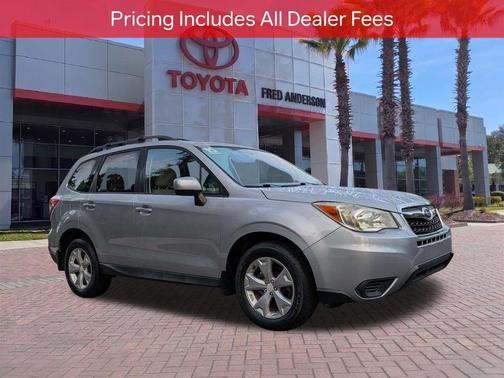 Ice Silver Metallic 2015 Subaru Forester 2.5i Premium