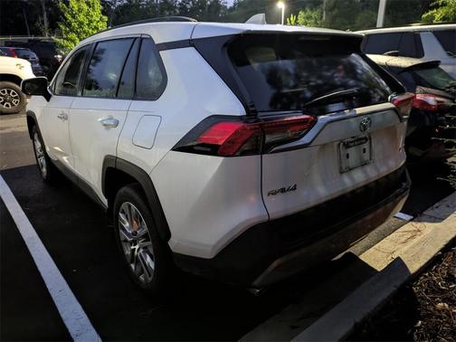 2023 Toyota RAV4 Limited