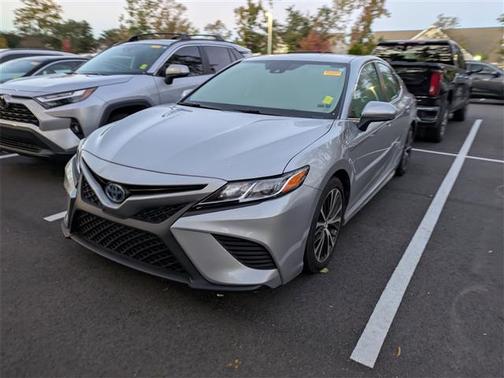 2019 Toyota Camry Hybrid SE