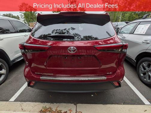 Ruby Flare Pearl 2022 Toyota Highlander XLE
