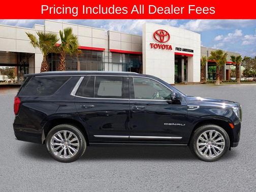 Midnight Blue Metallic 2022 GMC Yukon Denali