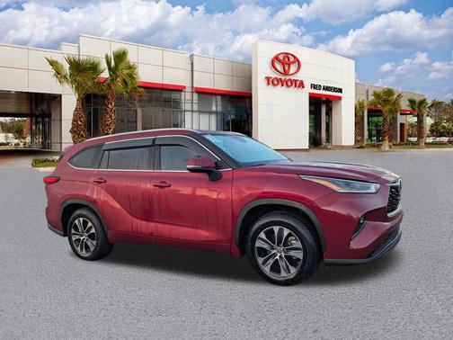 2021 Toyota Highlander XLE