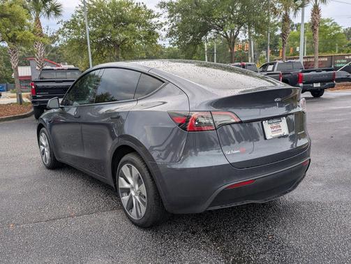 Midnight Silver Metallic 2022 Tesla Model Y Long Range Dual Motor All-Wheel Drive