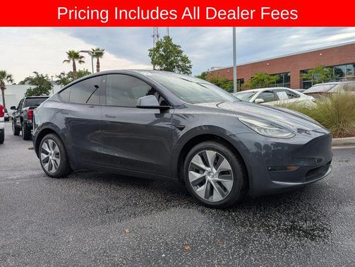 Midnight Silver Metallic 2022 Tesla Model Y Long Range Dual Motor All-Wheel Drive