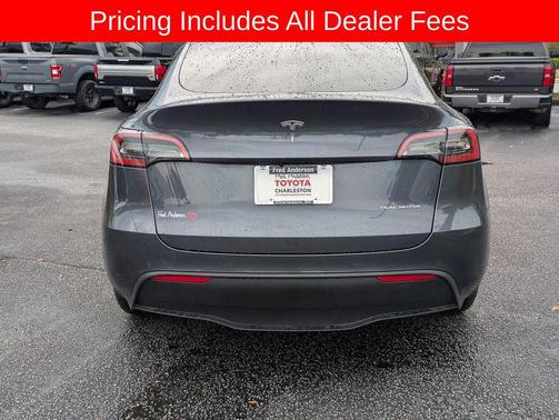 Midnight Silver Metallic 2022 Tesla Model Y Long Range Dual Motor All-Wheel Drive