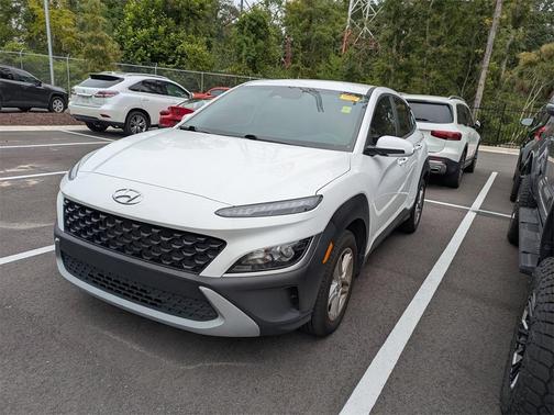 2023 Hyundai KONA SE