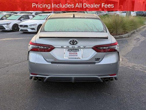 Celestial Silver Metallic/Midnight Black Metallic 2024 Toyota Camry XSE