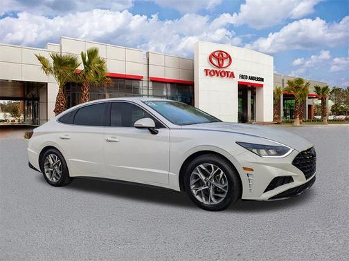 2023 Hyundai SONATA SEL