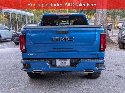 Dynamic Blue Metallic 2024 GMC Sierra 1500 AT4
