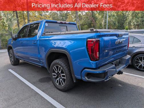 Dynamic Blue Metallic 2024 GMC Sierra 1500 AT4
