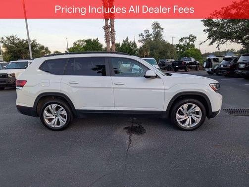 Pure White 2021 Volkswagen Atlas 3.6L SE w/Technology