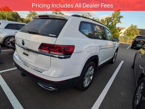 Pure White 2021 Volkswagen Atlas 3.6L SE w/Technology