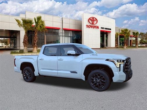 2025 Toyota Tundra Hybrid Platinum