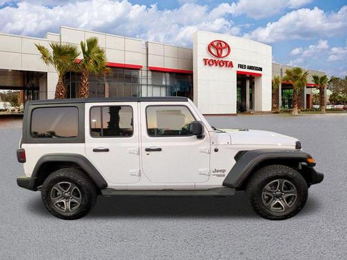 Bright White Clearcoat 2021 Jeep Wrangler Unlimited Sport