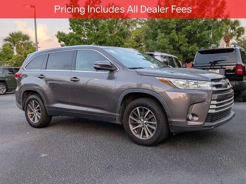Predawn Gray Mica 2019 Toyota Highlander XLE