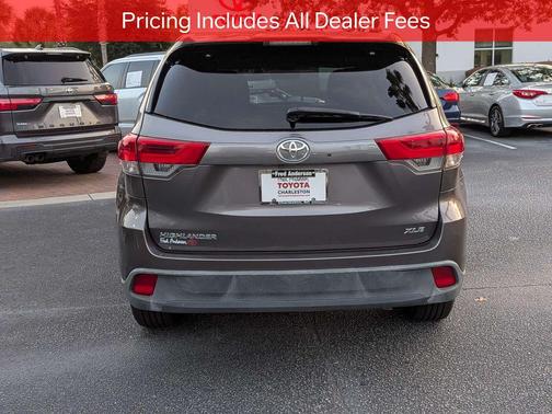 Predawn Gray Mica 2019 Toyota Highlander XLE