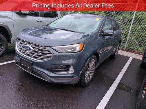 BALTIC SEA GREEN METALLIC 2019 Ford Edge Titanium