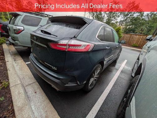 BALTIC SEA GREEN METALLIC 2019 Ford Edge Titanium